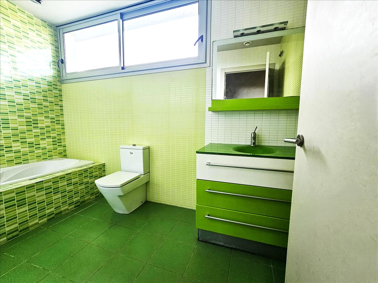 House for sale in Canovelles