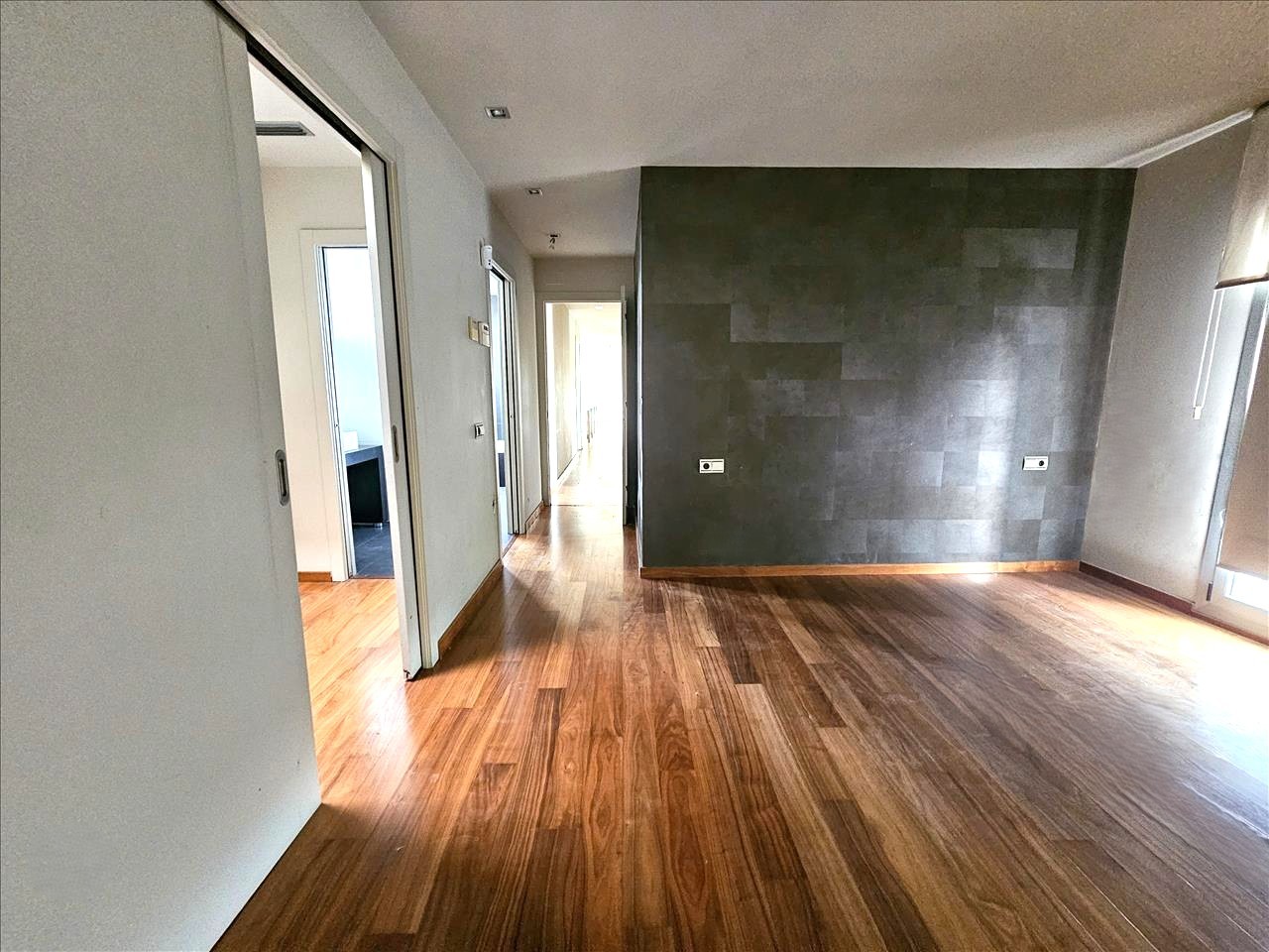 House for sale in Canovelles