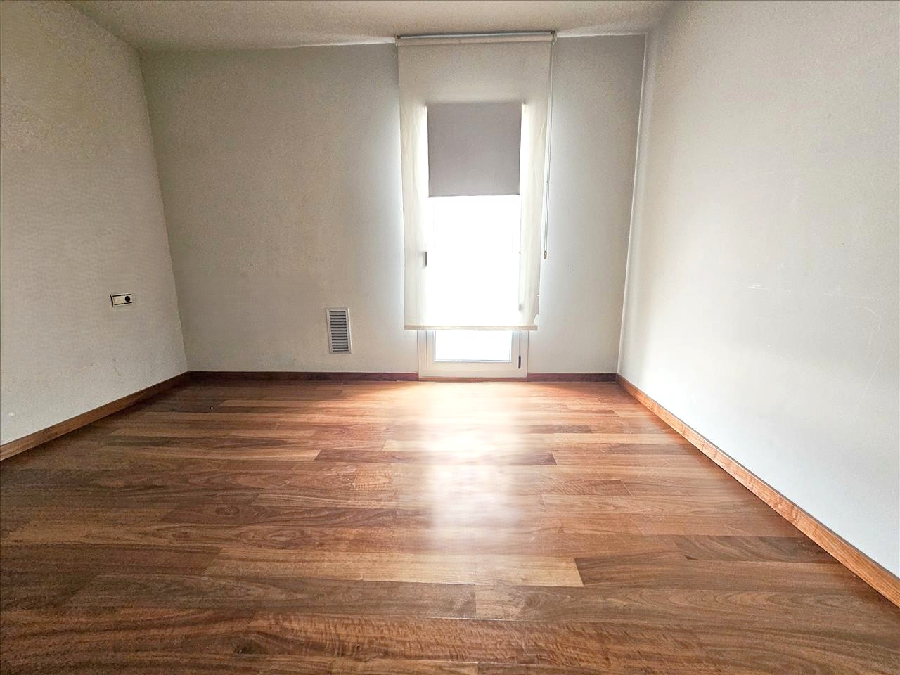 House for sale in Canovelles