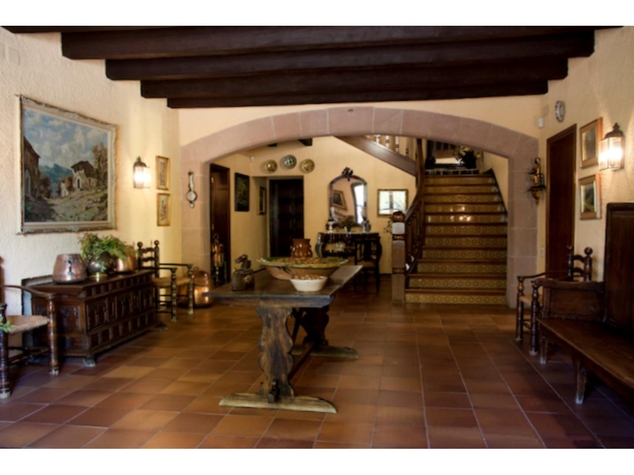 Catalan farmhouse in La Roca del Vallés