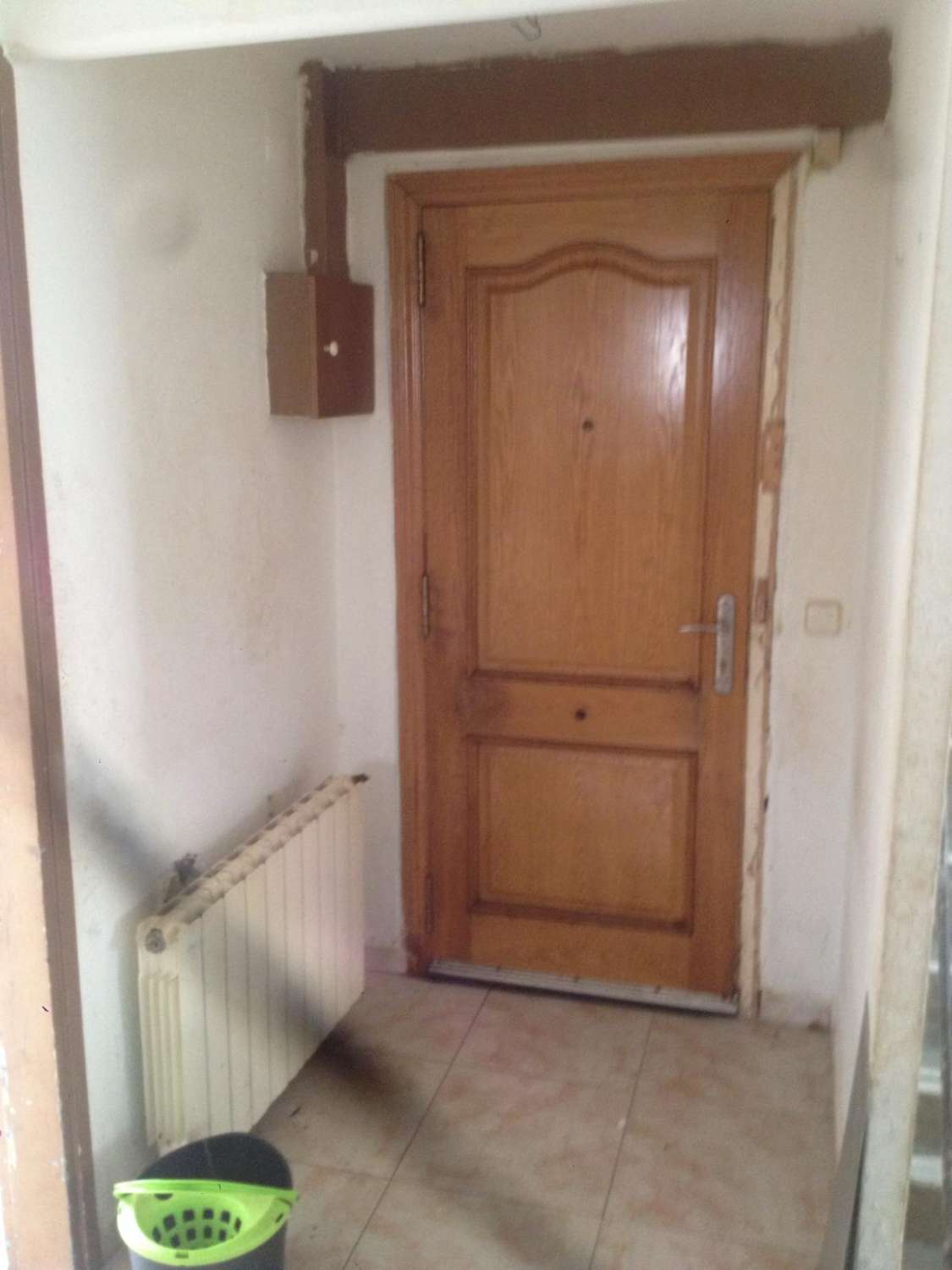 I am selling a 2-bedroom apartment in Sant Celoni
