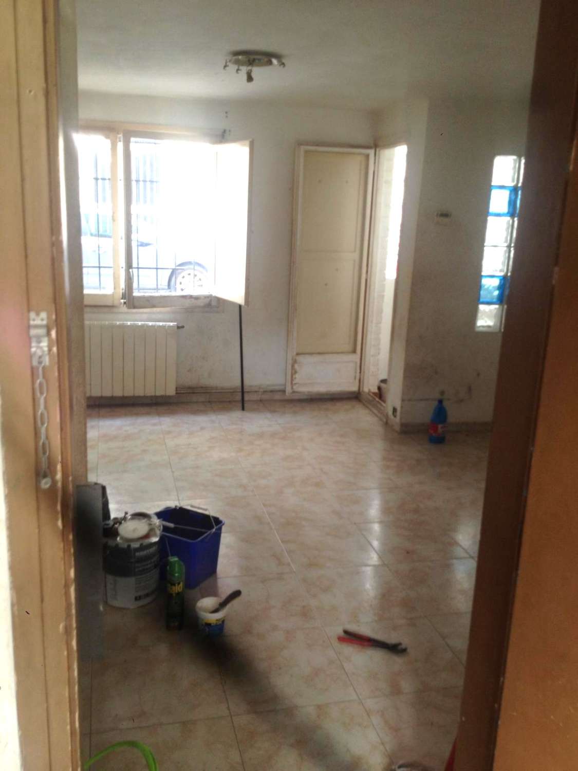 I am selling a 2-bedroom apartment in Sant Celoni