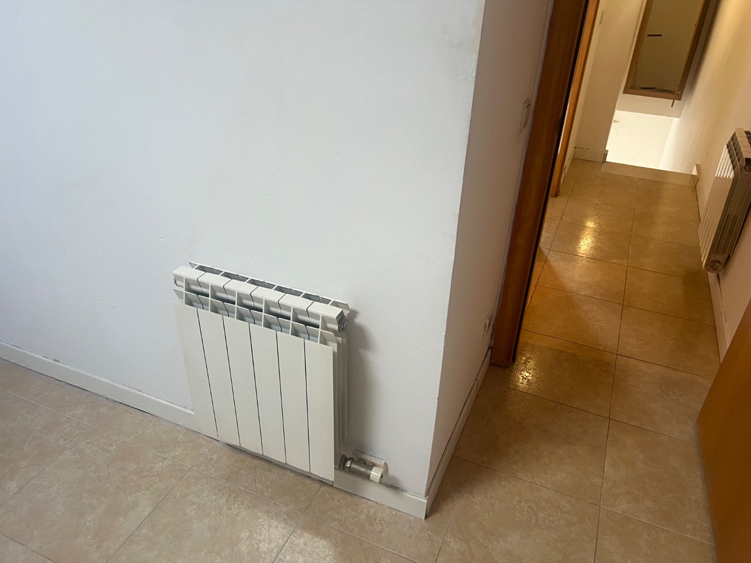 Sol de piso en venta en Llinars del Valles