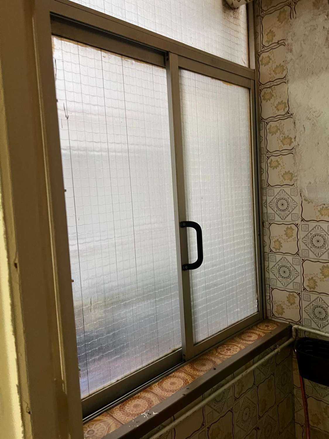 venta de piso de cuatro habitaciones en sant celoni