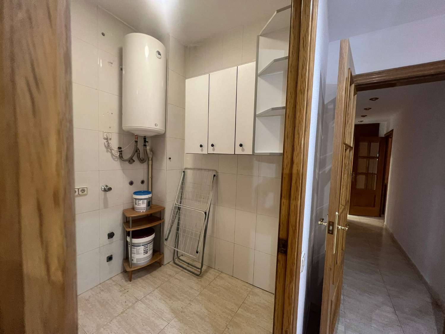 Venta de piso de 4 habitaciones en Santa Perpetua de Mogoda
