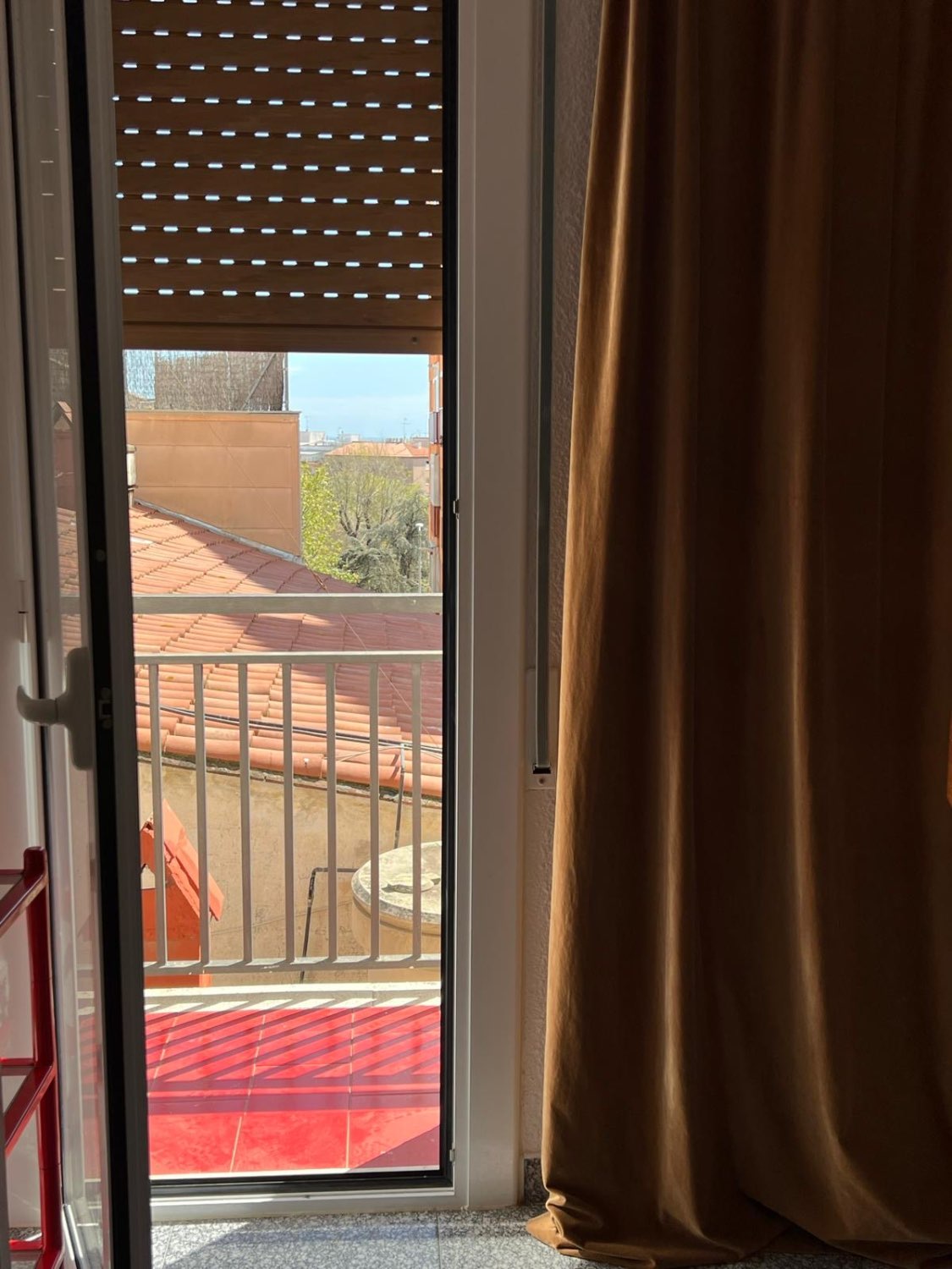 Alquilo estudio en Mataró