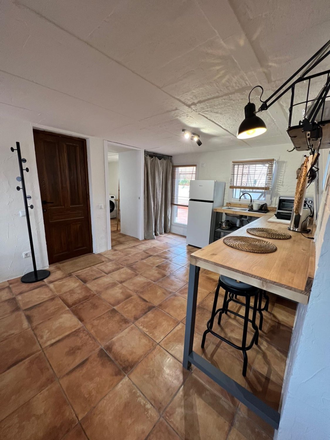 Alquilo estudio en Mataró